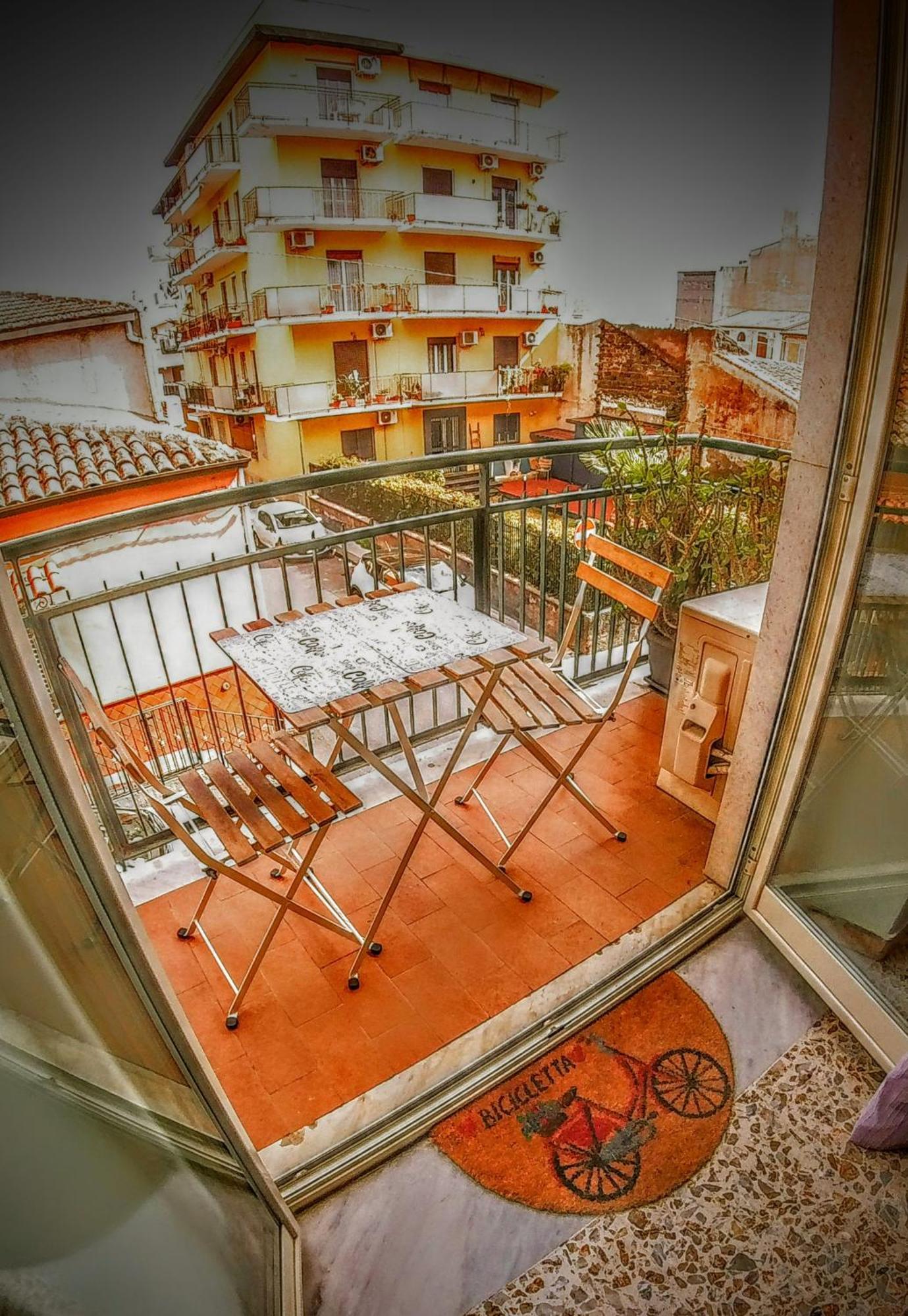 Nonno Francesco Rooms Катания Екстериор снимка